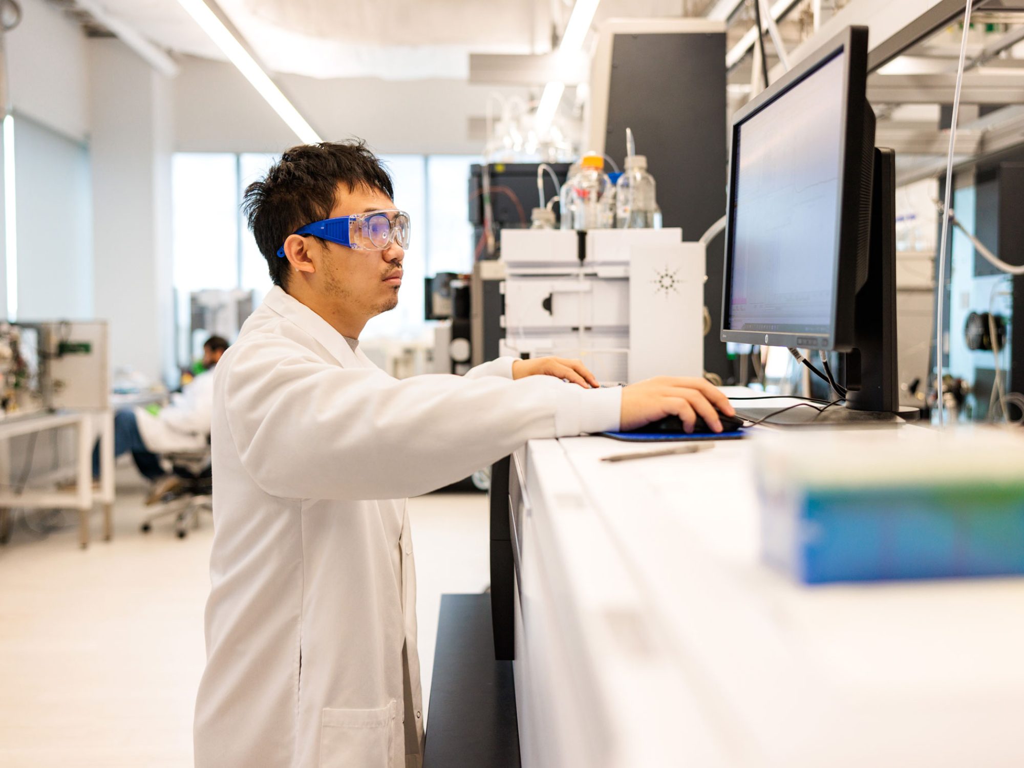 A man working on a computer in the BATL lab